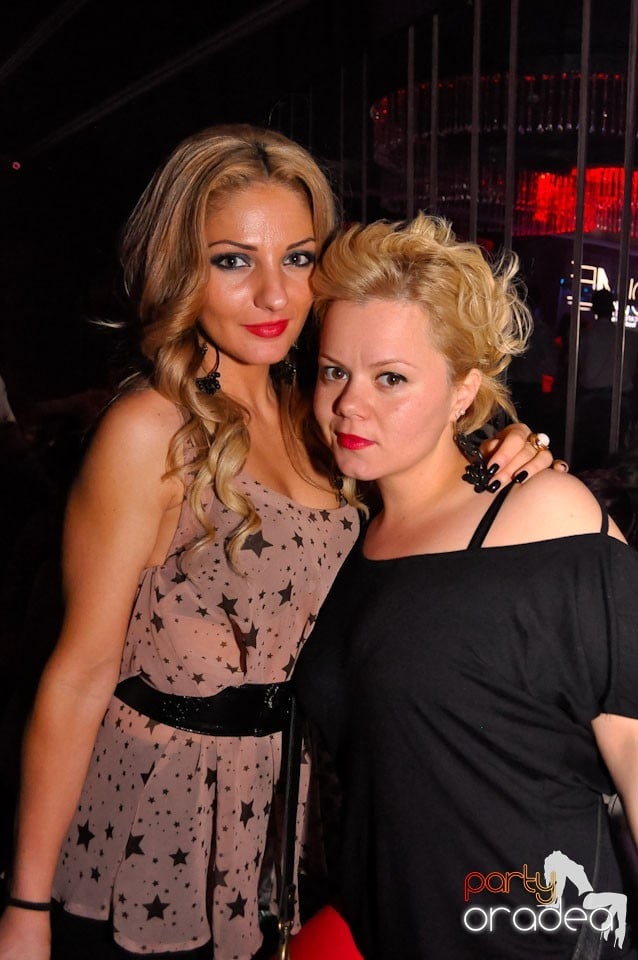 Seară de clubbing în The One,