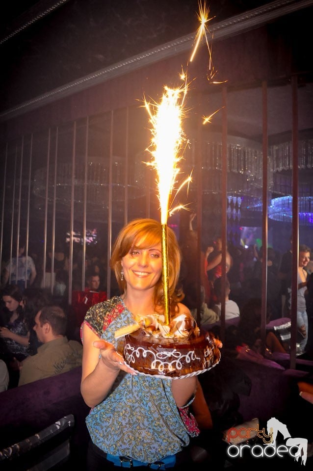 Seară de clubbing în The One,
