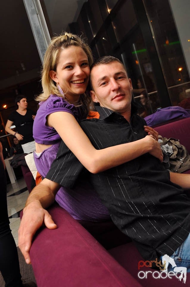 Seară de dans în Blondy's Art Café, 