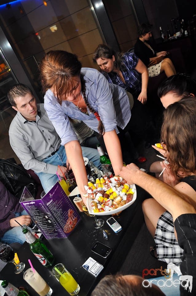 Seară de dans în Blondy's Art Café, 