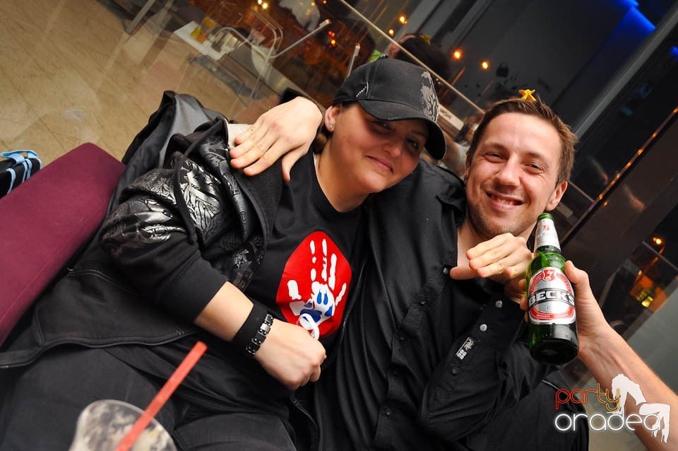 Seară de dans în Blondy's Art Café, 