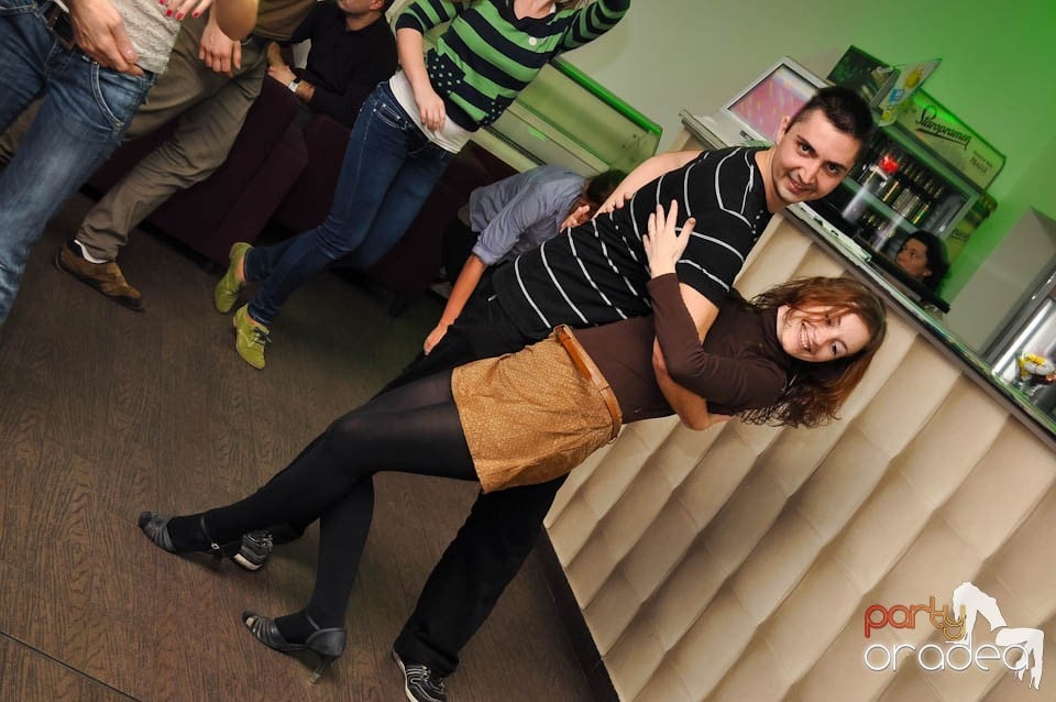 Seară de dans în Blondy's Art Café, 