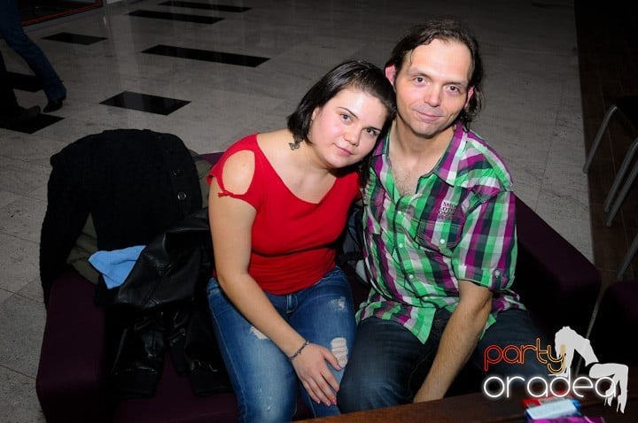 Seară de dans în Blondy's Art Café, 