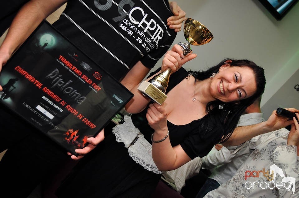 Seară de dans în Blondy's Art Café, 