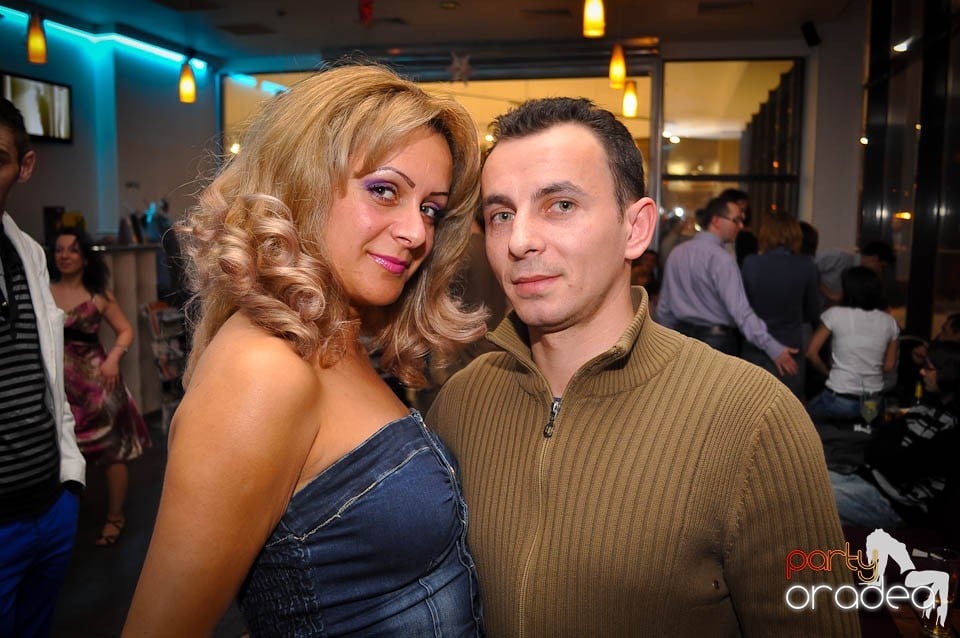 Seară de dans în Blondy's Art Café,