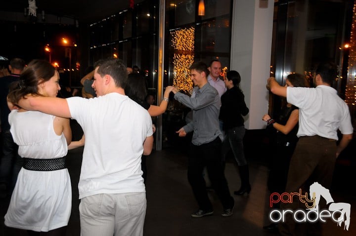 Seară de dans în Blondy's Art Café, 