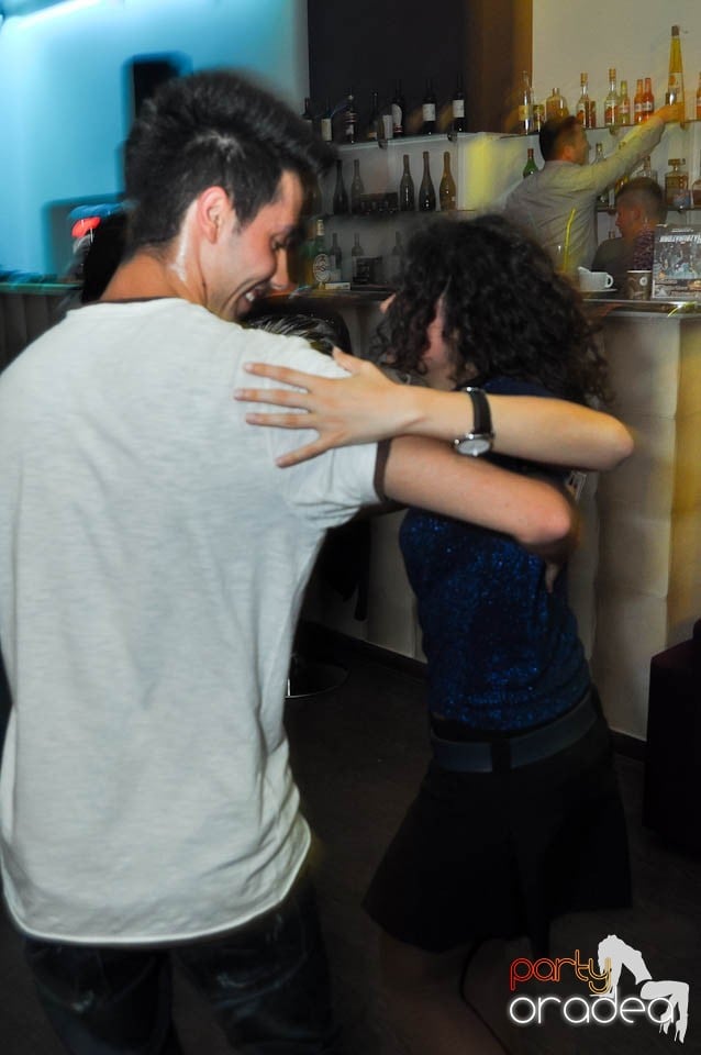 Seară de dans în Blondy's Art Café, 