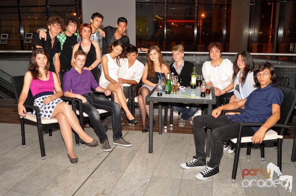 Seară de dans în Blondy's Art Café, 