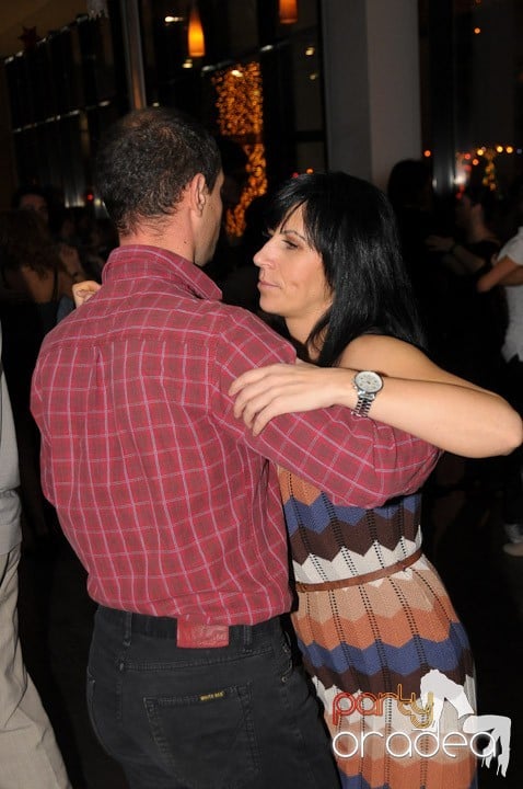 Seară de dans în Blondy's Art Café, 