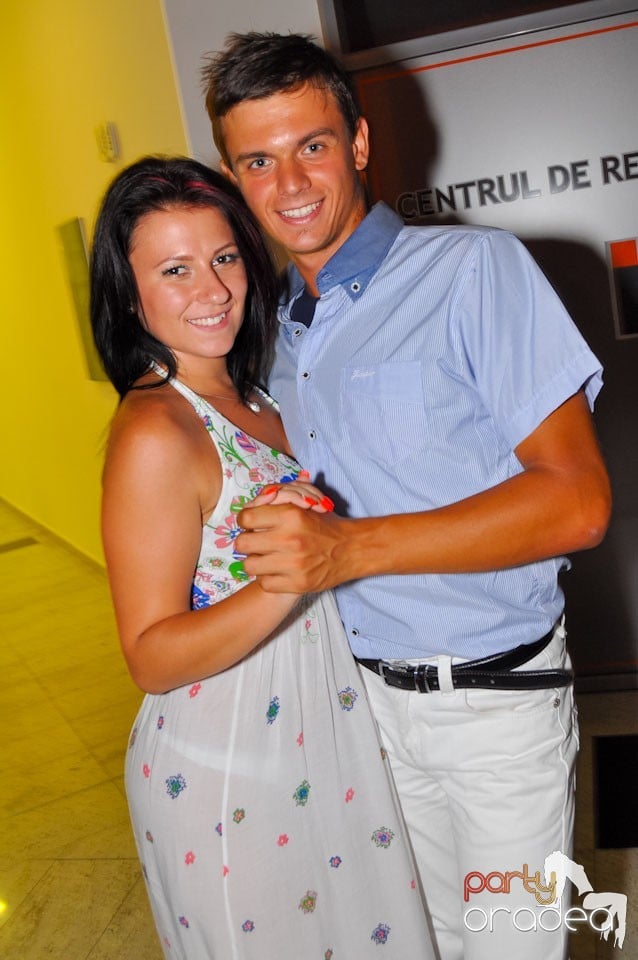 Seară de dans în Blondy's Art Café, 