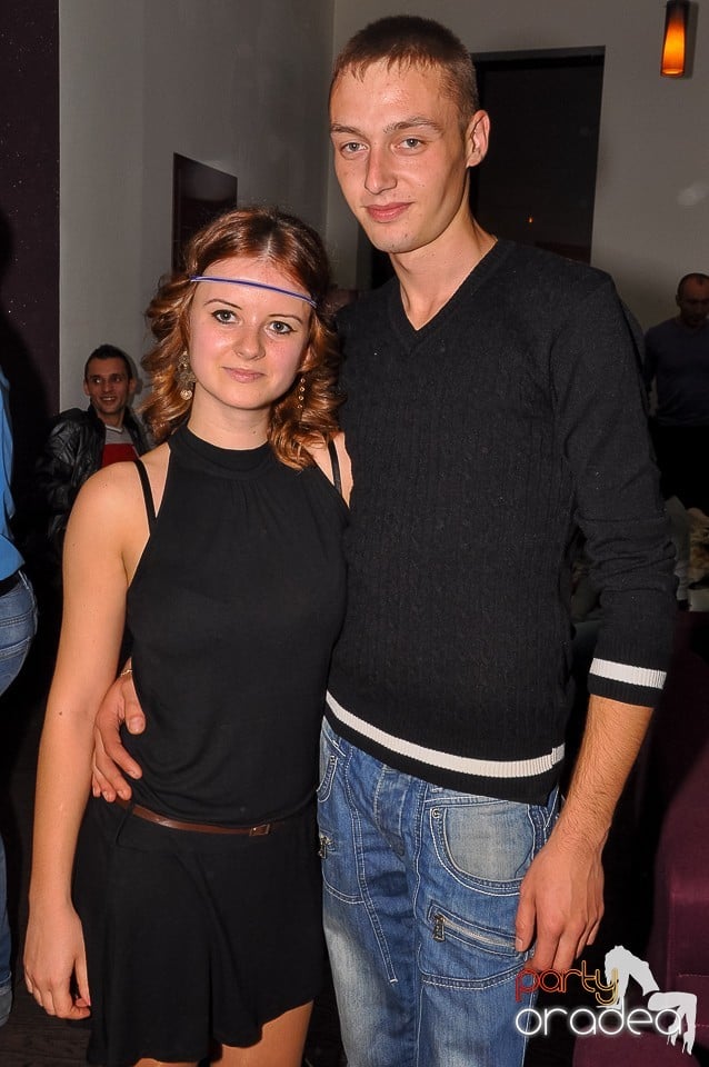 Seară de dans în Blondy's Art Café, 