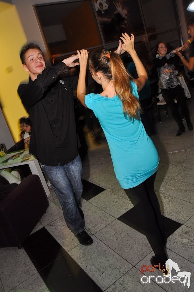 Seară de dans în Blondy's Art Café, 