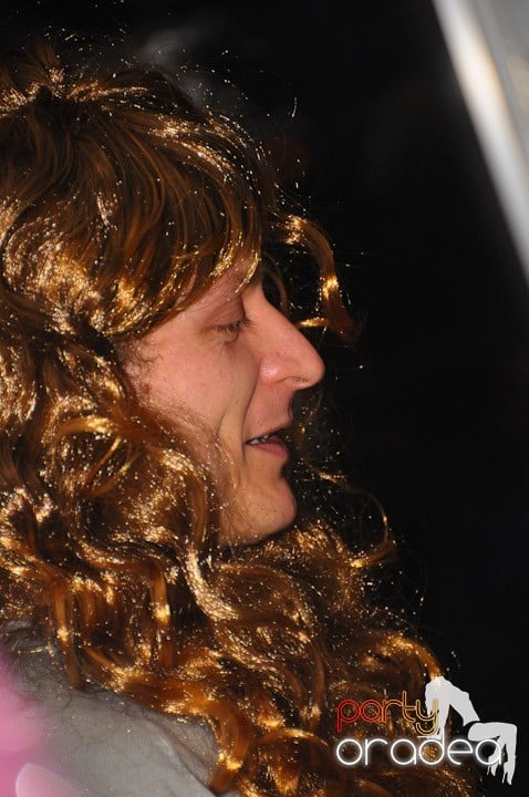 Seară de dans în Blondy's Art Café, 