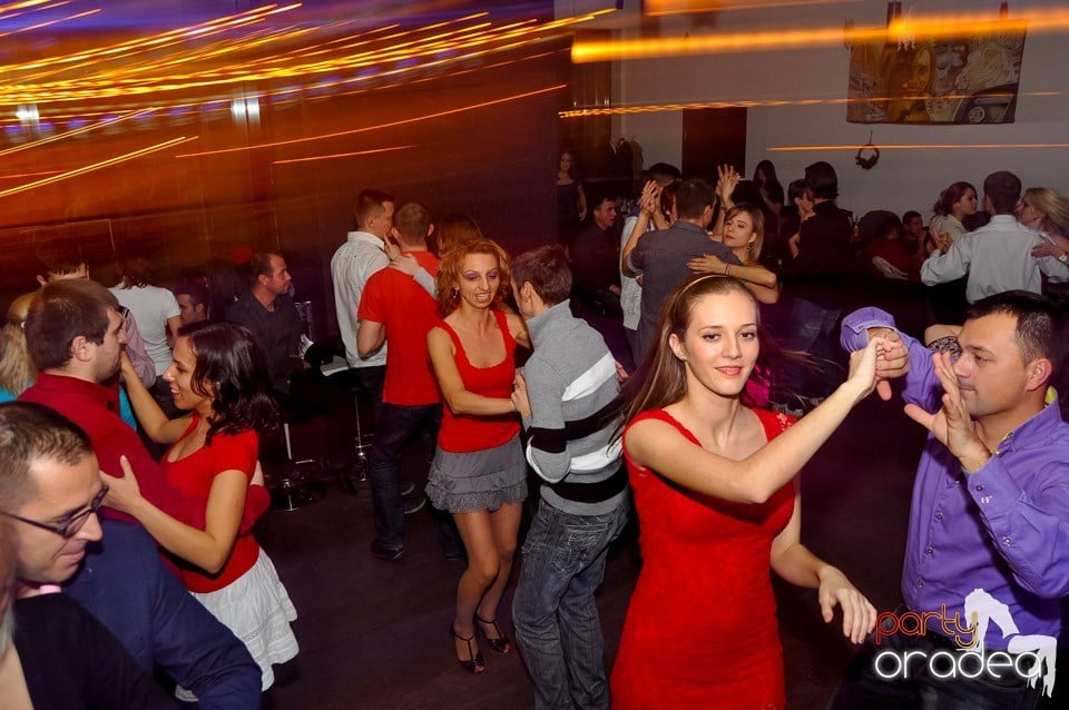 Seară de dans în Blondy's Art Café, 