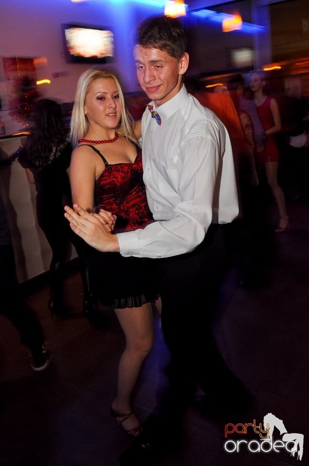 Seară de dans în Blondy's Art Café, 