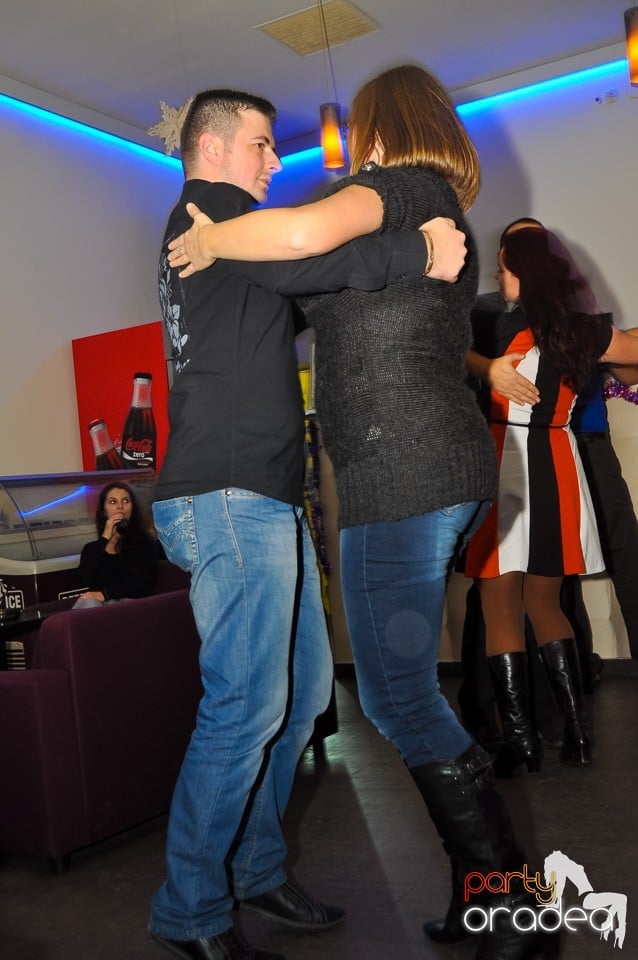 Seară de dans în Blondy's Art Café, 