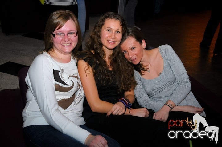 Seară de dans în Blondy's Art Café, 