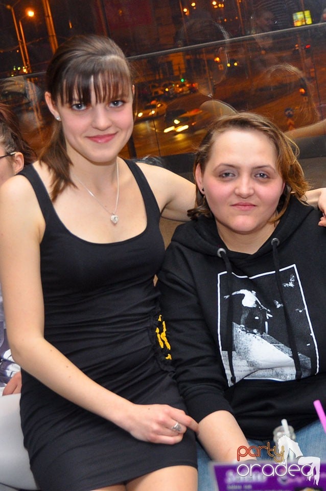 Seară de dans în Blondy's Art Café, 