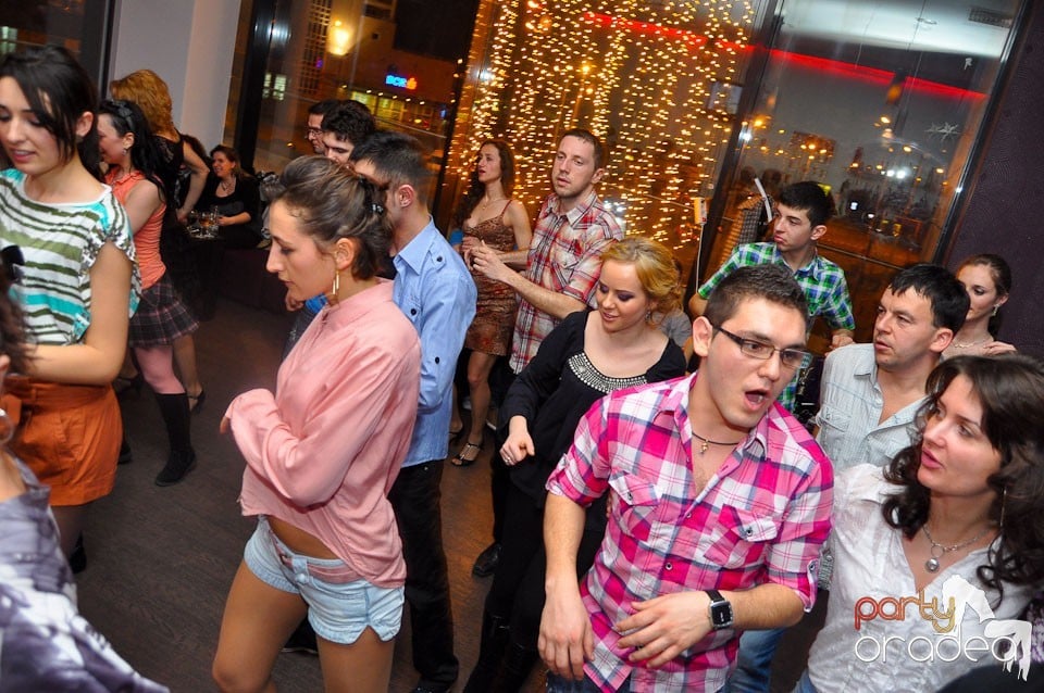 Seară de dans în Blondy's Art Café, 