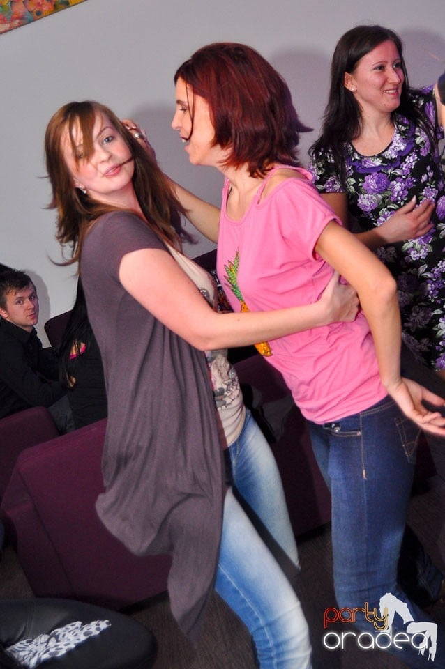 Seară de dans în Blondy's Art Café, 