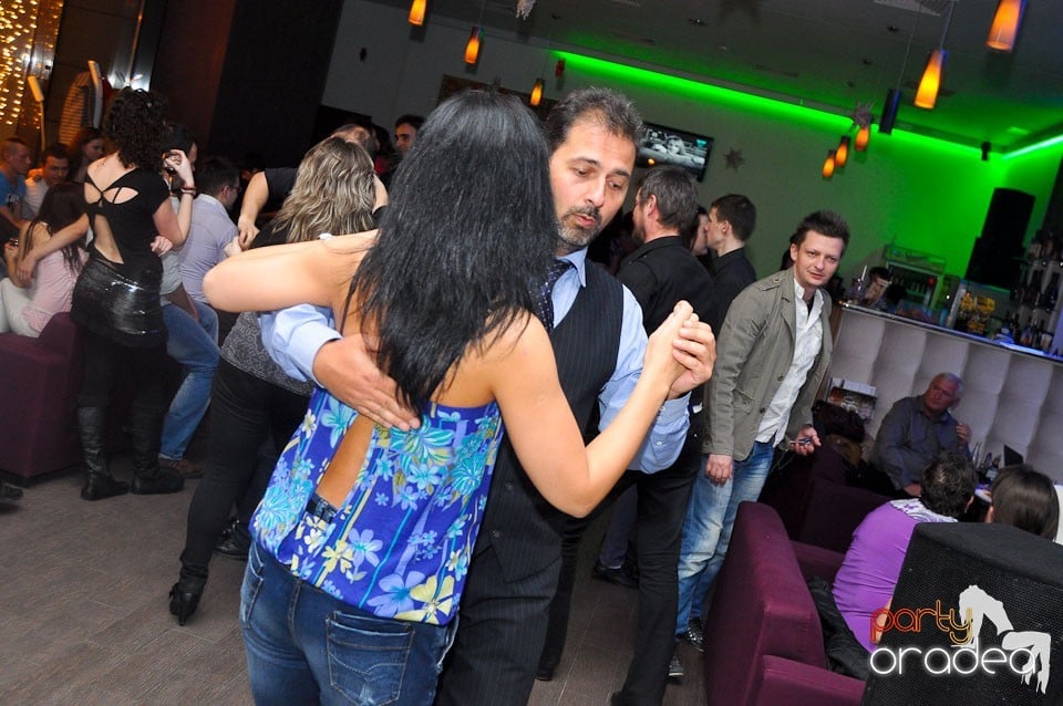 Seară de dans în Blondy's Art Café, 