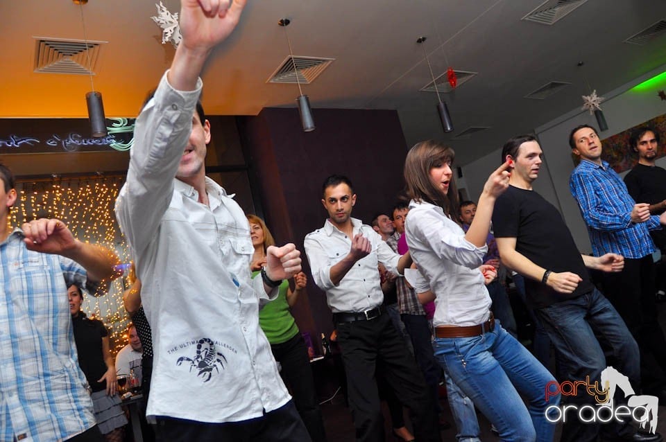 Seară de dans în Blondy's, 