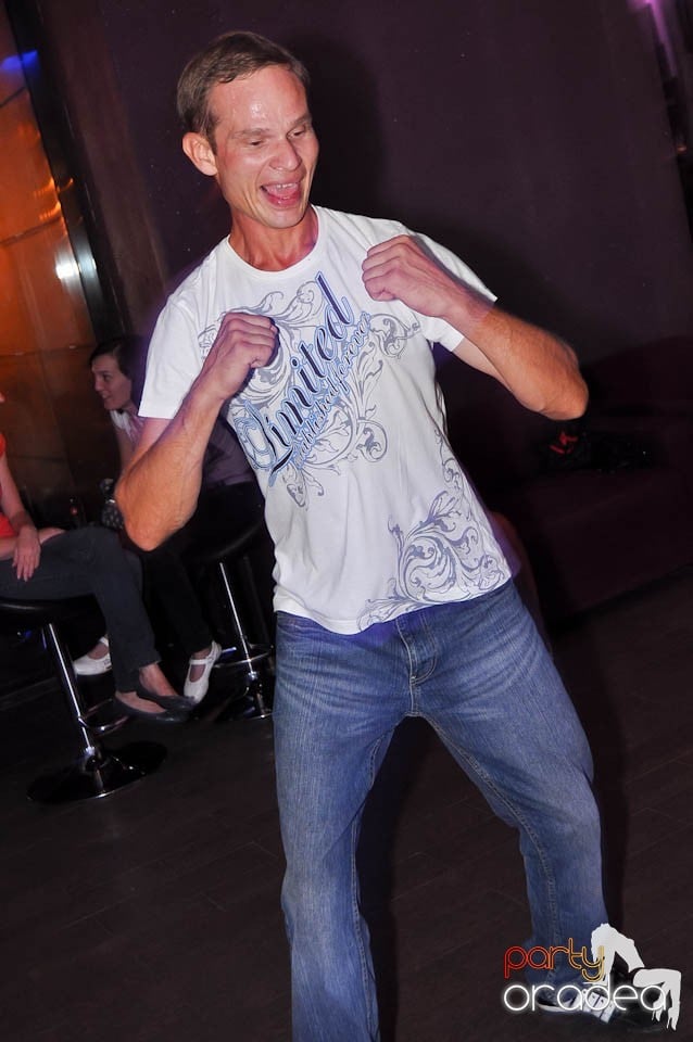 Seară de dans în Blondy's, 