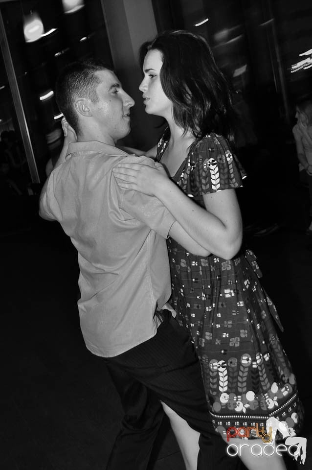 Seară de dans în Blondy's, 