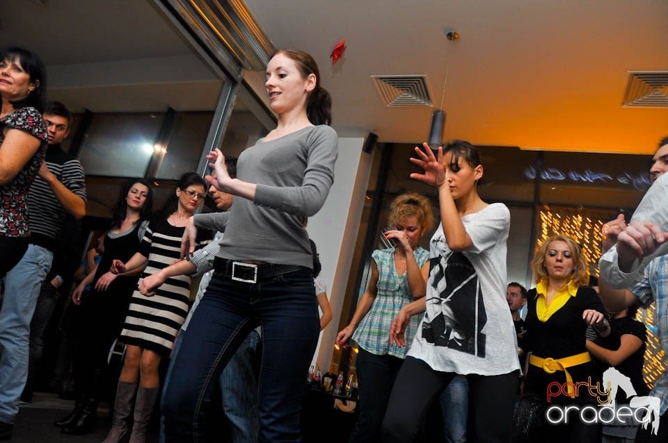 Seară de dans în Blondy's, 