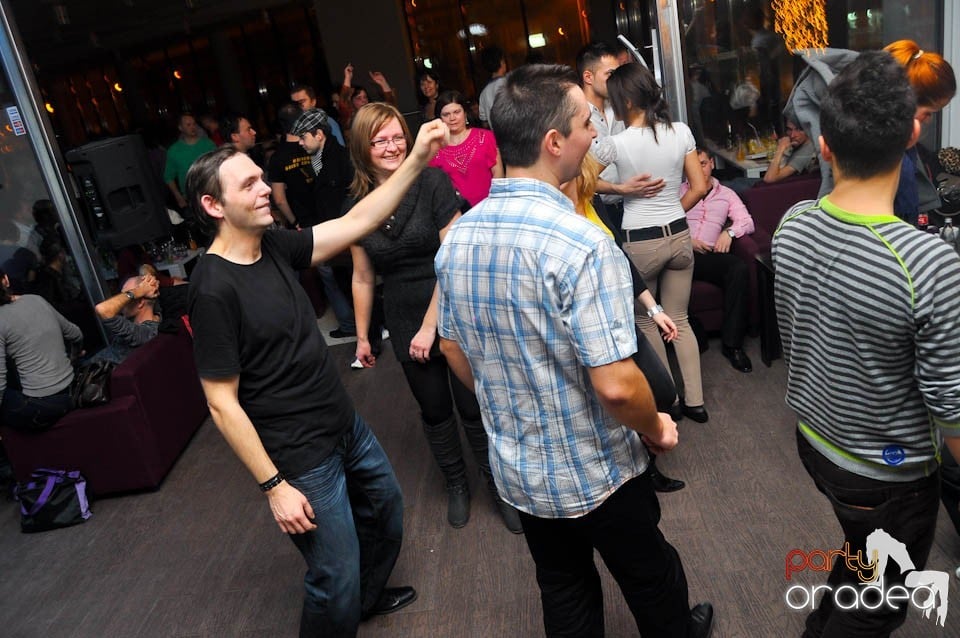 Seară de dans în Blondy's, 