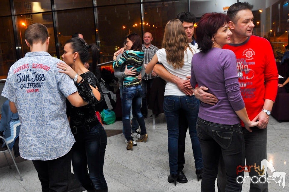 Seară de dans în Blondy's, 