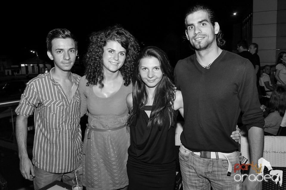 Seară de dans în Blondy's, 