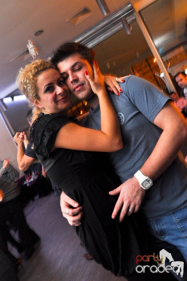 Seară de dans în Blondy's, 