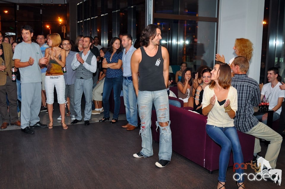 Seară de dans în Blondy's, 