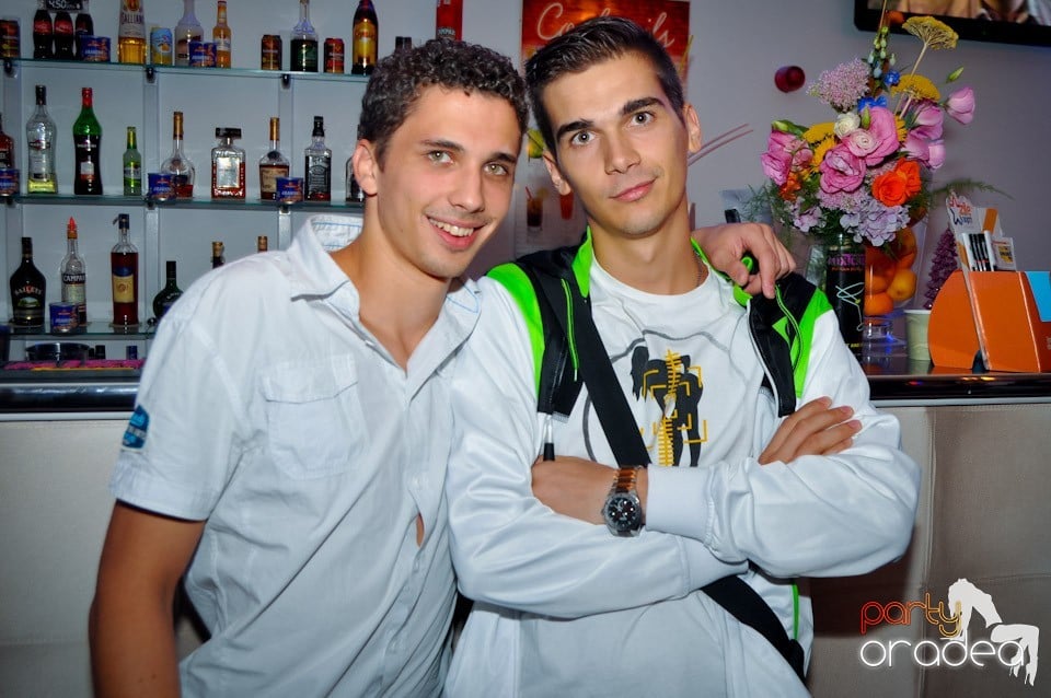 Seară de dans în Blondy's, 