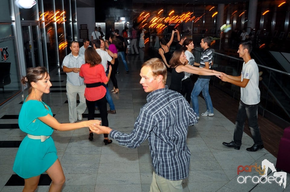 Seară de dans în Blondy's, 