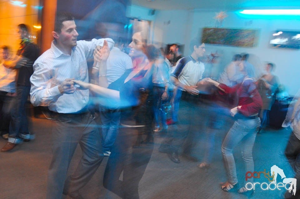 Seară de dans în Blondy's, 