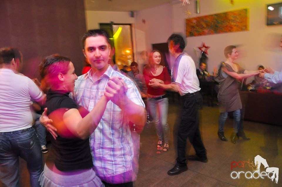 Seară de dans în Blondy's, 