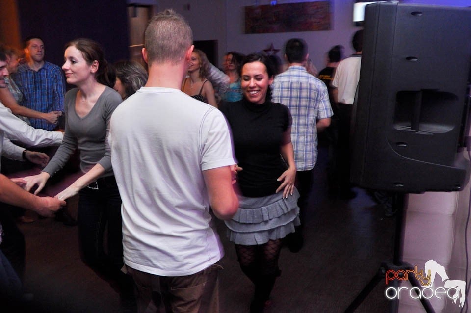 Seară de dans în Blondy's, 