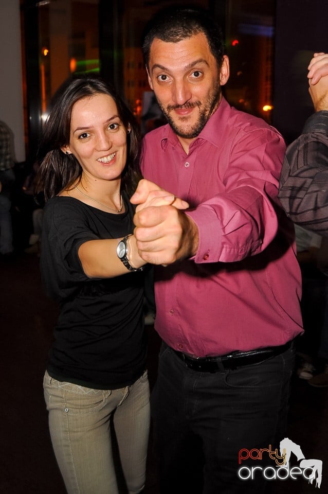 Seară de dans în Blondy's, 