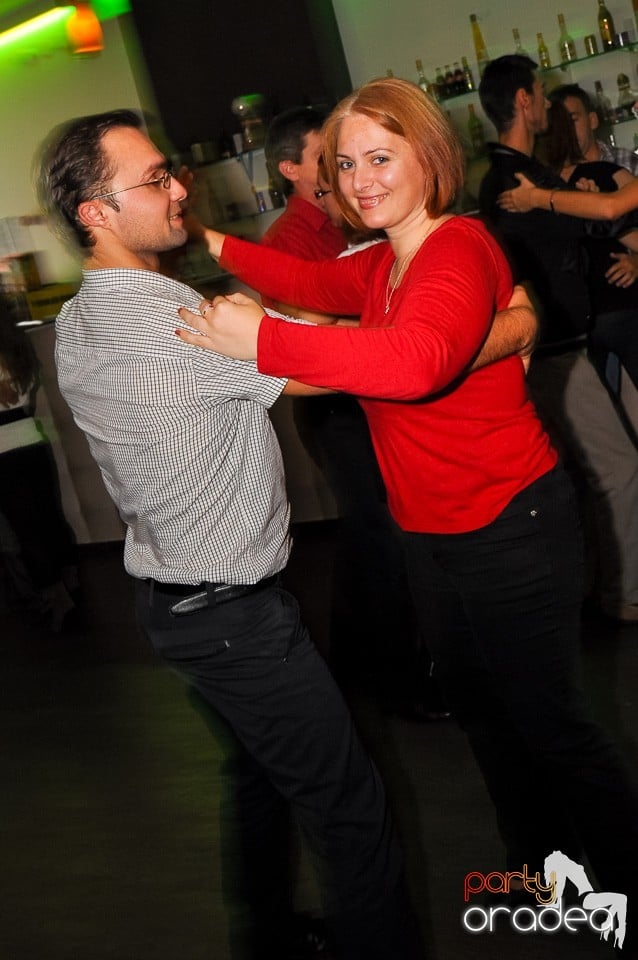 Seară de dans în Blondy's, 