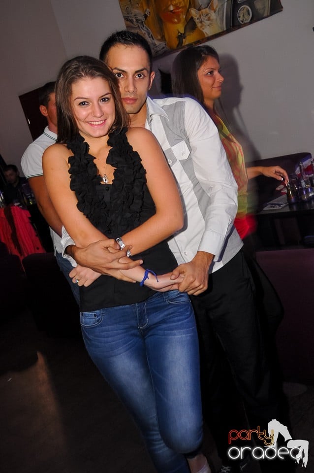 Seară de dans în Blondy's, 