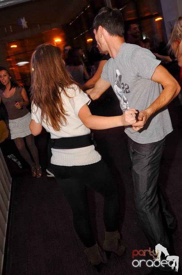 Seară de dans în Blondy's, 