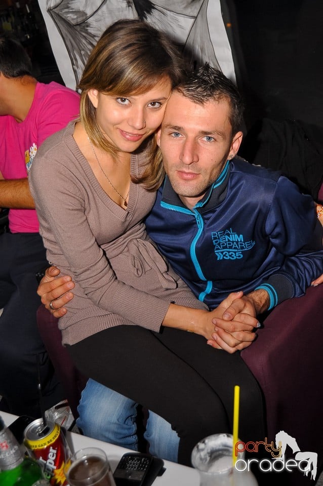 Seară de dans în Blondy's, 