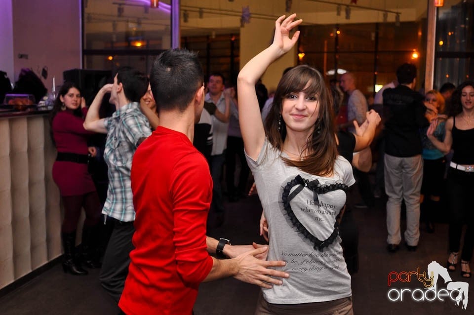 Seară de dans în Blondy's, 