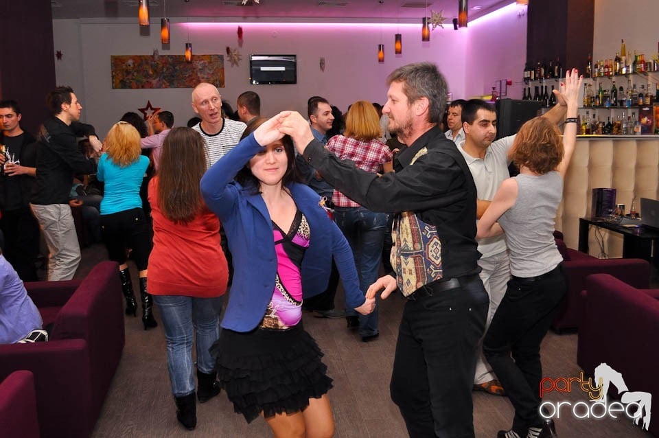 Seară de dans în Blondy's, 