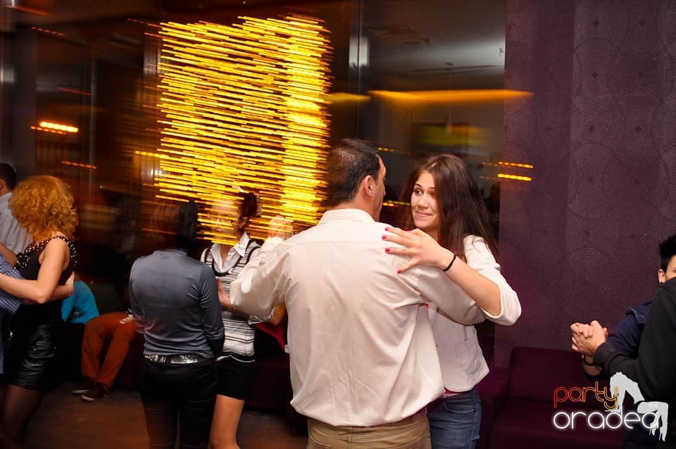 Seară de dans în Blondy's, 