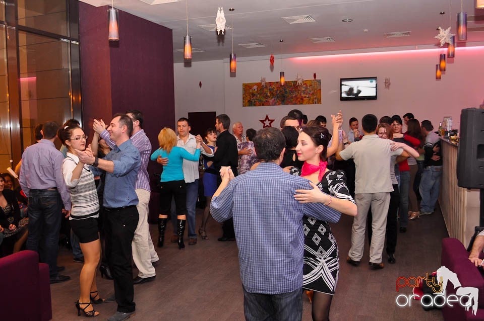 Seară de dans în Blondy's, 