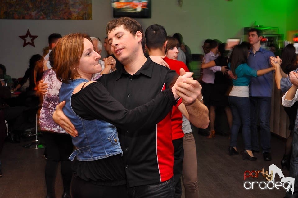 Seară de dans în Blondy's, 