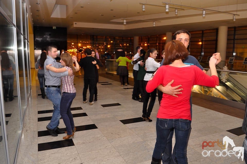 Seară de dans în Blondy's, 